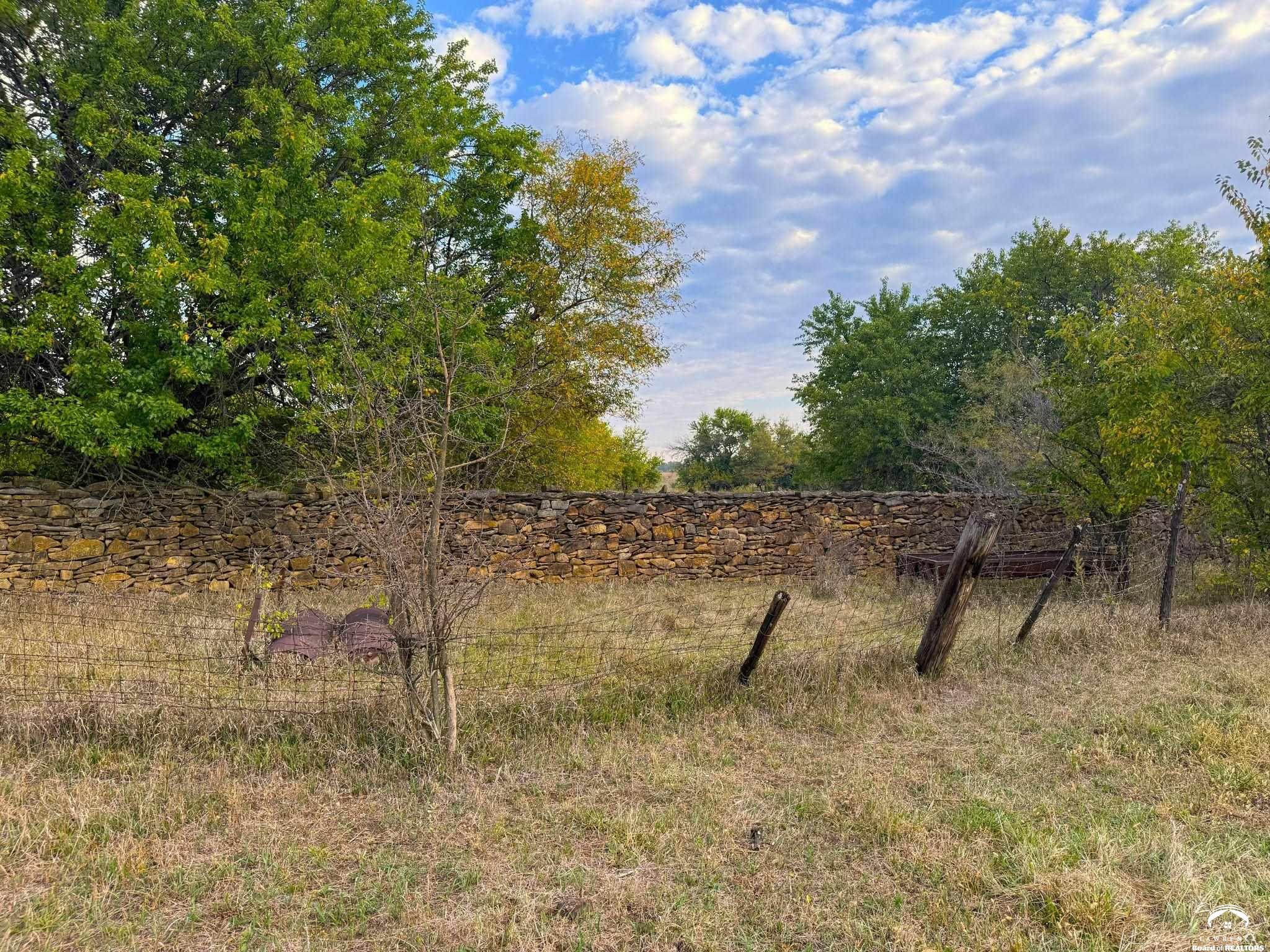 1200 B East 100th Road Berryton, KS 66409 - Photo 13 of 32