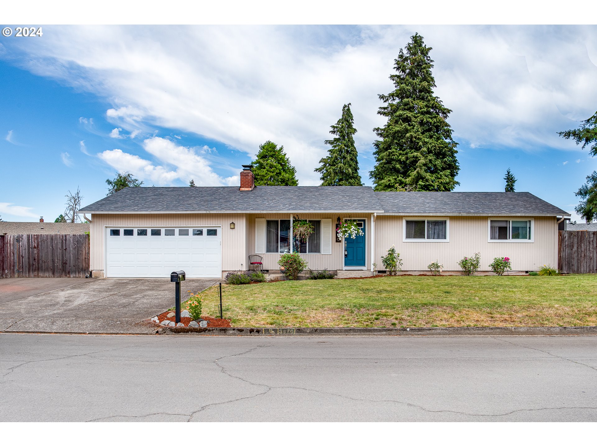 3870 Richland Street Springfield, OR 97478 - Photo 1 of 41 a house view with a outdoor space