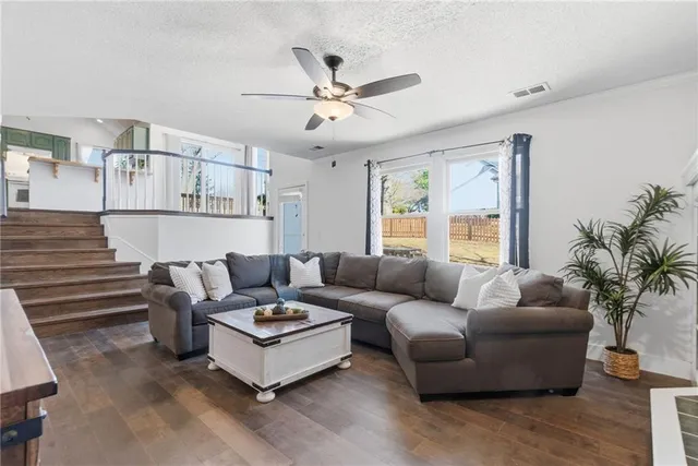 $415,000 | 4705 Chouteau Street, Shawnee, KS 66226