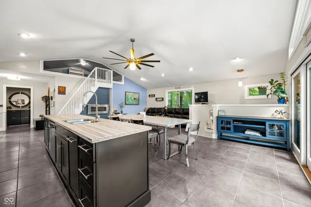 $785,000 | 7604 Heather Drive, Nineveh, IN 46164