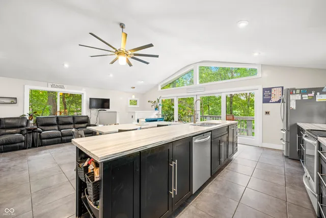 $785,000 | 7604 Heather Drive, Nineveh, IN 46164