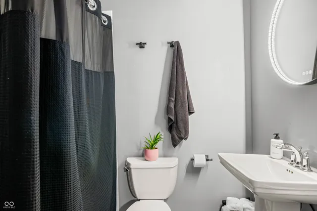 $785,000 | 7604 Heather Drive, Nineveh, IN 46164