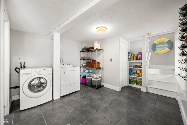 $785,000 | 7604 Heather Drive, Nineveh, IN 46164