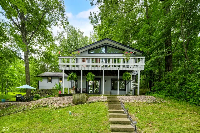 $785,000 | 7604 Heather Drive, Nineveh, IN 46164