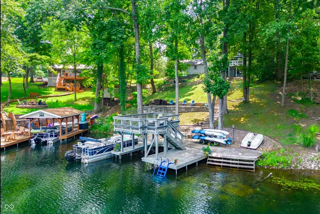 $785,000 | 7604 Heather Drive, Nineveh, IN 46164