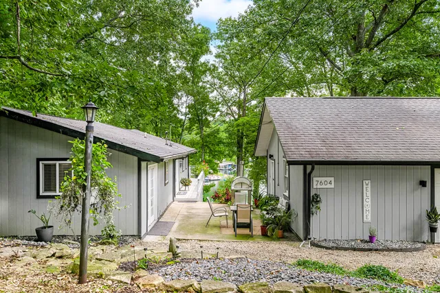 $785,000 | 7604 Heather Drive, Nineveh, IN 46164