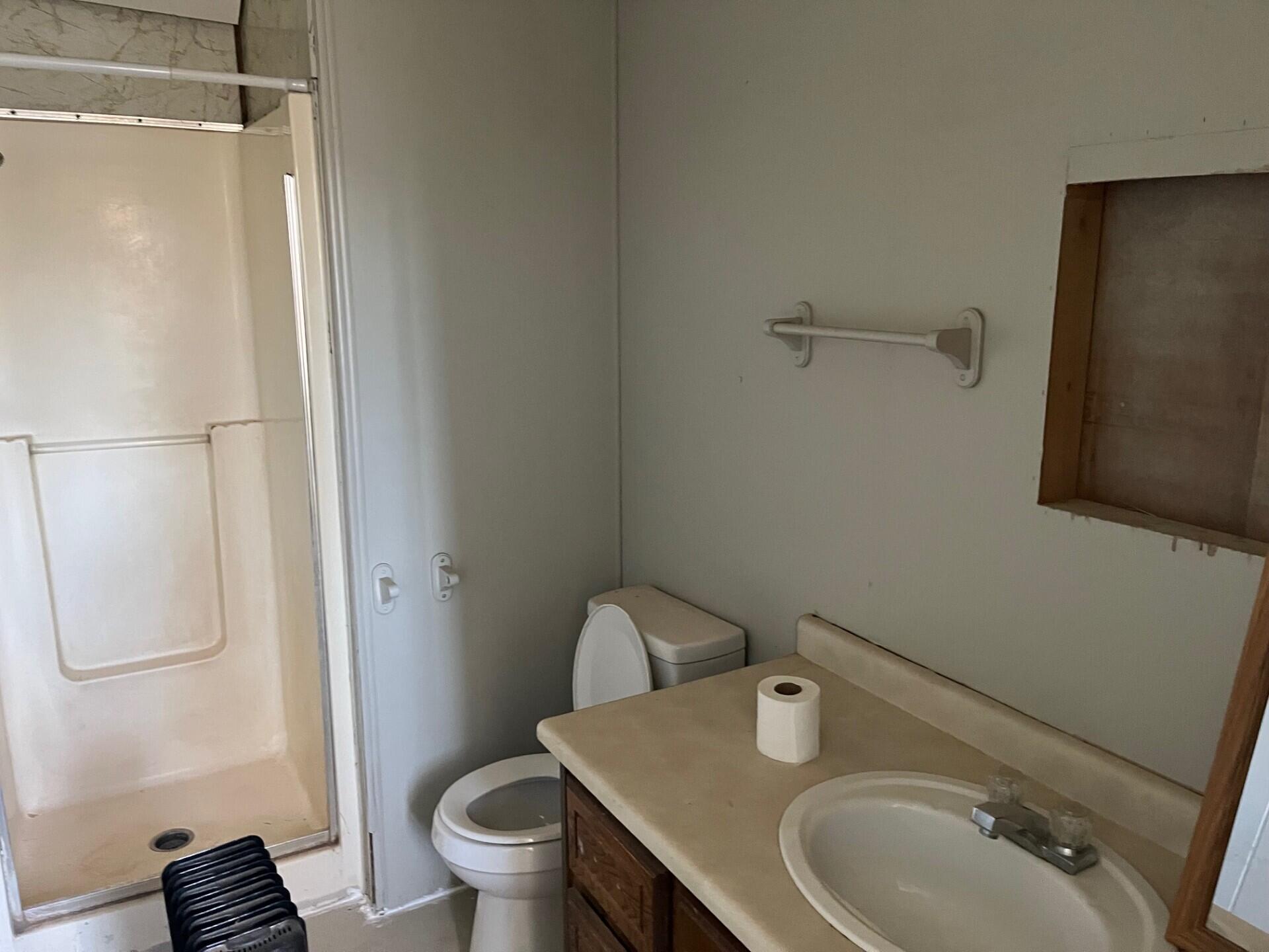 409 8th Street Levelland, TX 79336 - Photo 3 of 4 pic3