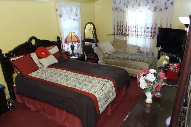 $849,000 | 24 Garnet Place, Elmont, NY 11003