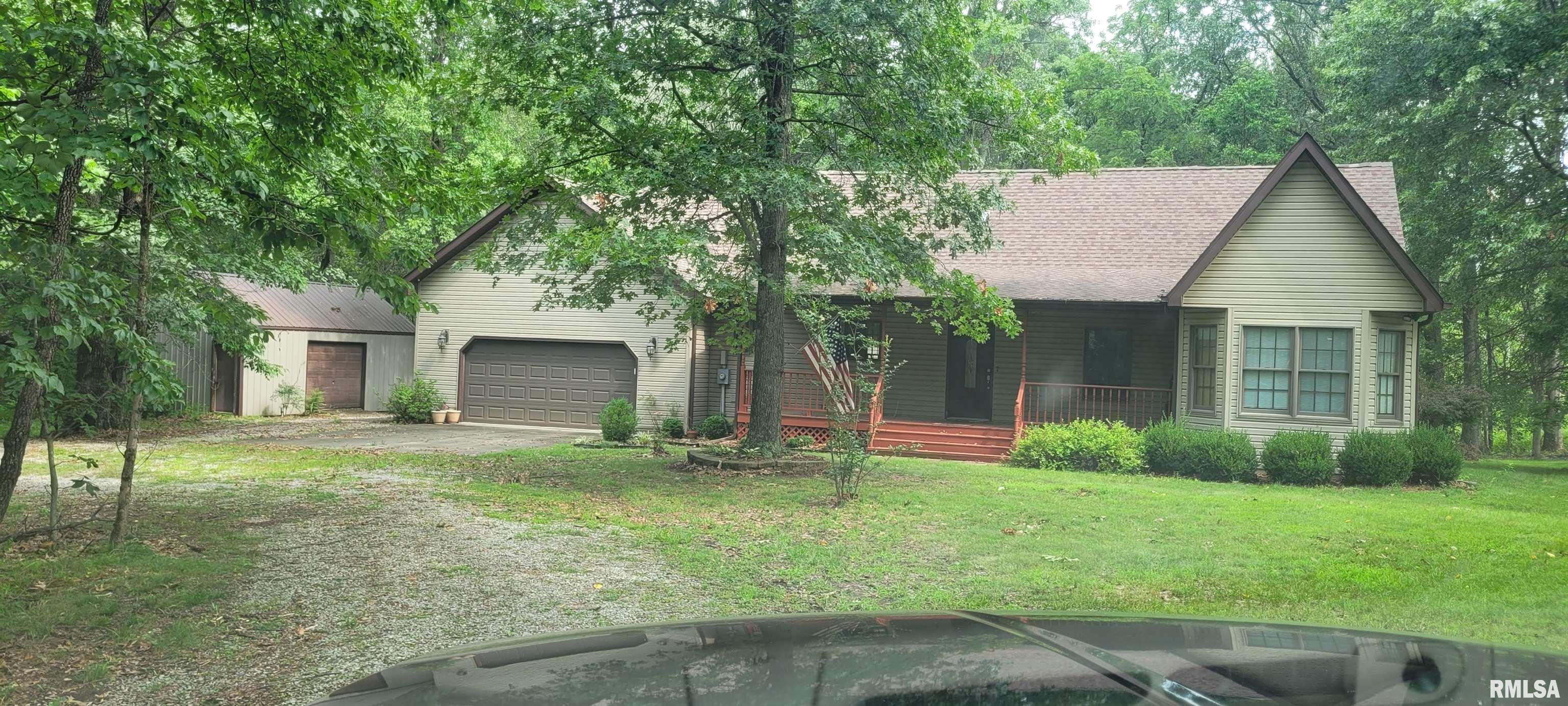 16538 East Campground Road Mount Vernon, IL 62864 - Photo 11 of 47 Gallery Image 11