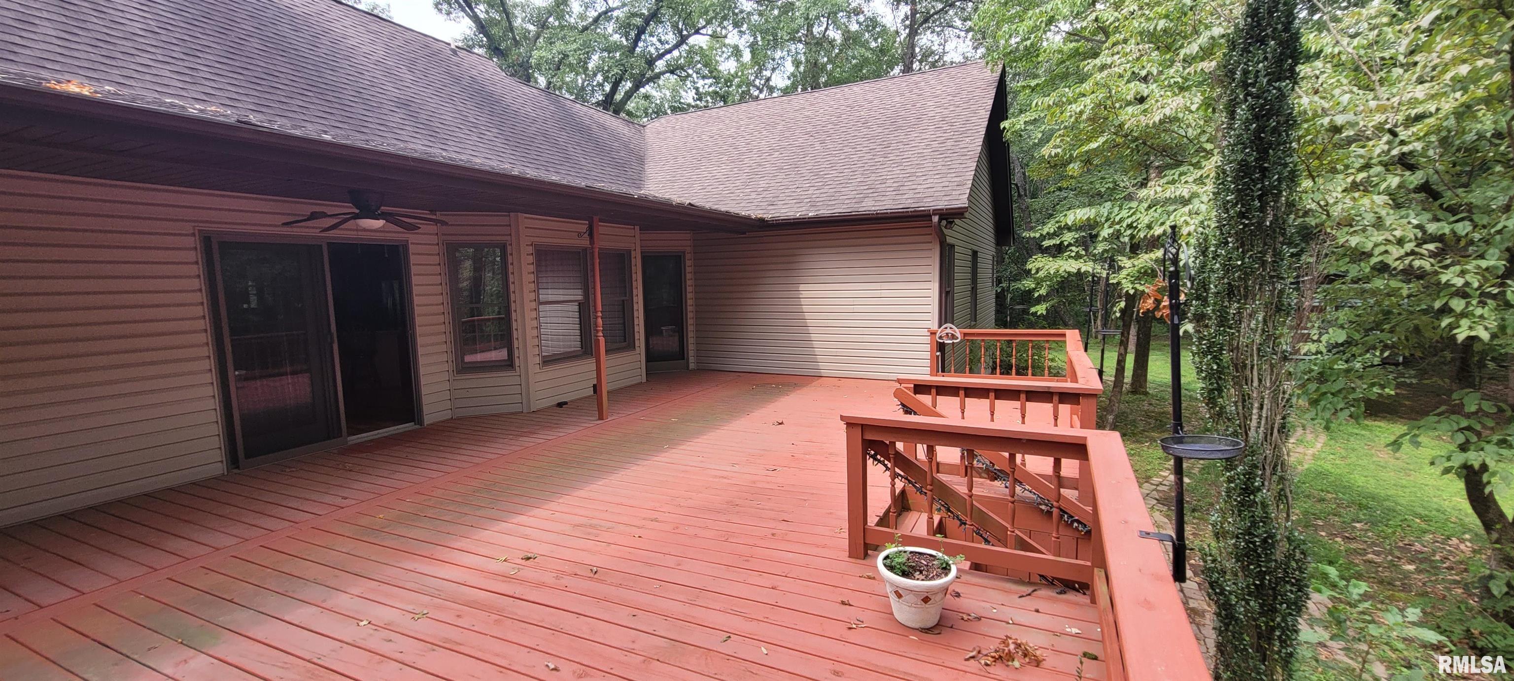 16538 East Campground Road Mount Vernon, IL 62864 - Photo 9 of 47 Gallery Image 9
