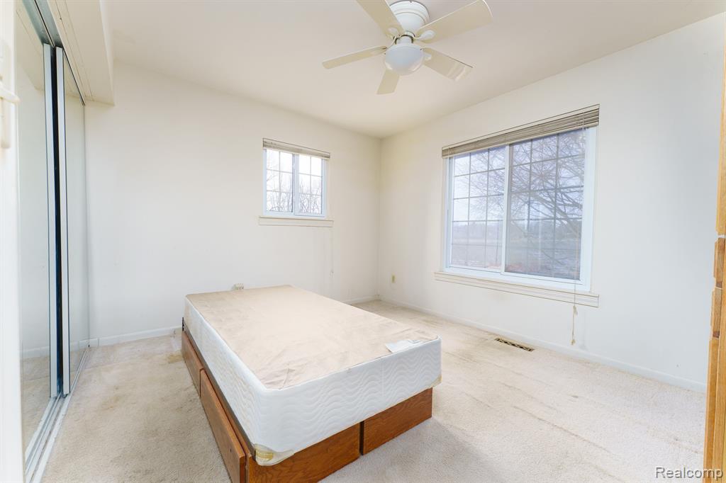 171 Endicott Howell, MI 48843 - Photo 12 of 36 Gallery Image 12