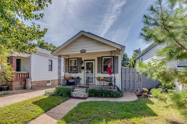 $275,000 | 5366 Magnolia Avenue, St. Louis, MO 63139