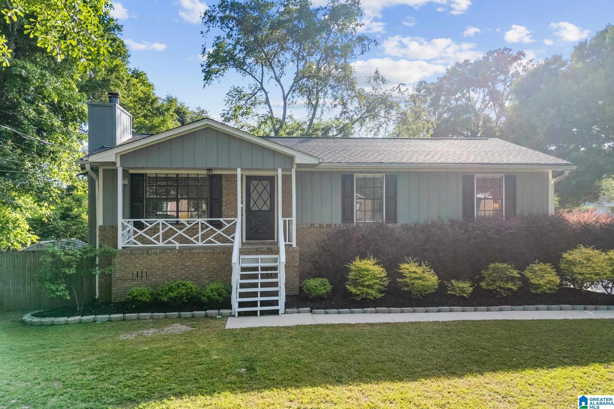 100 Bluegrass Drive Alabaster, AL 35007 - Photo 2 of 34