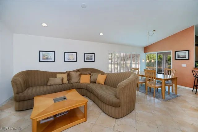 $359,900 | 2335 Summersweet Drive, Alva, FL 33920