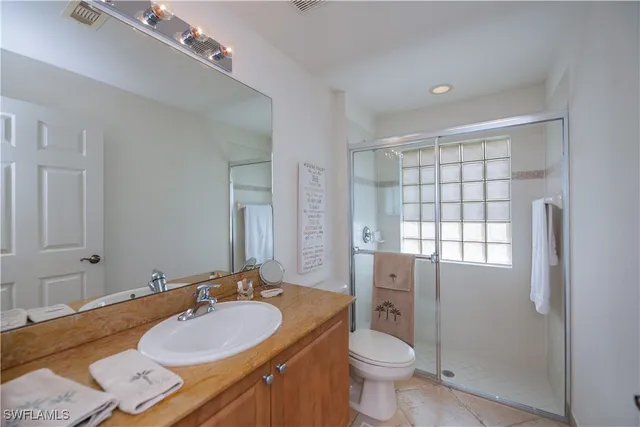 $359,900 | 2335 Summersweet Drive, Alva, FL 33920