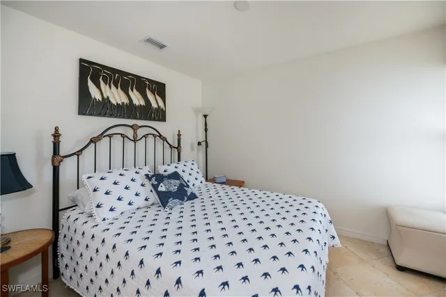 $359,900 | 2335 Summersweet Drive, Alva, FL 33920