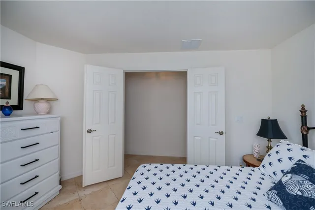 $359,900 | 2335 Summersweet Drive, Alva, FL 33920