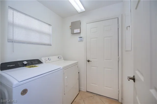 $359,900 | 2335 Summersweet Drive, Alva, FL 33920