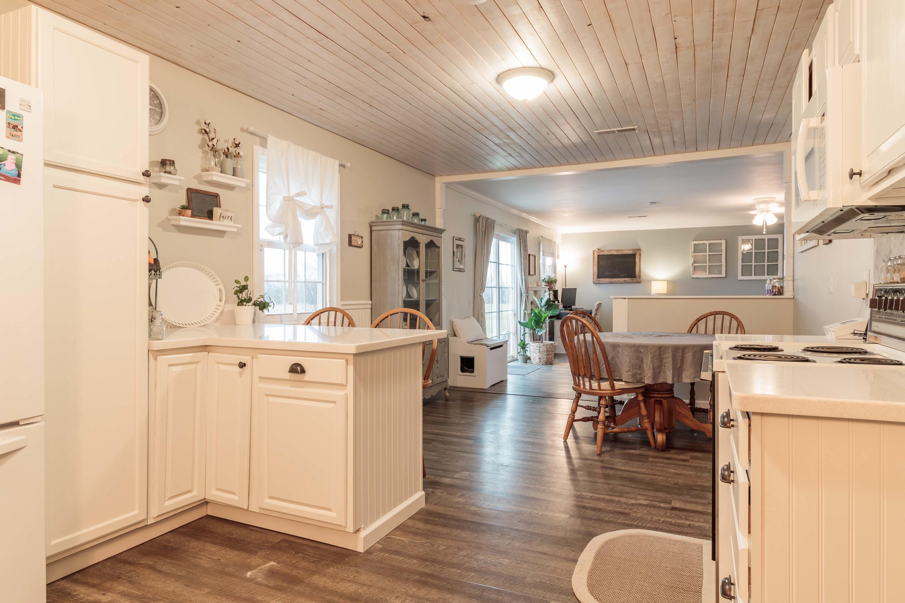 12530 London Road Orient, OH 43146 - Photo 11 of 30 Gallery Image 11