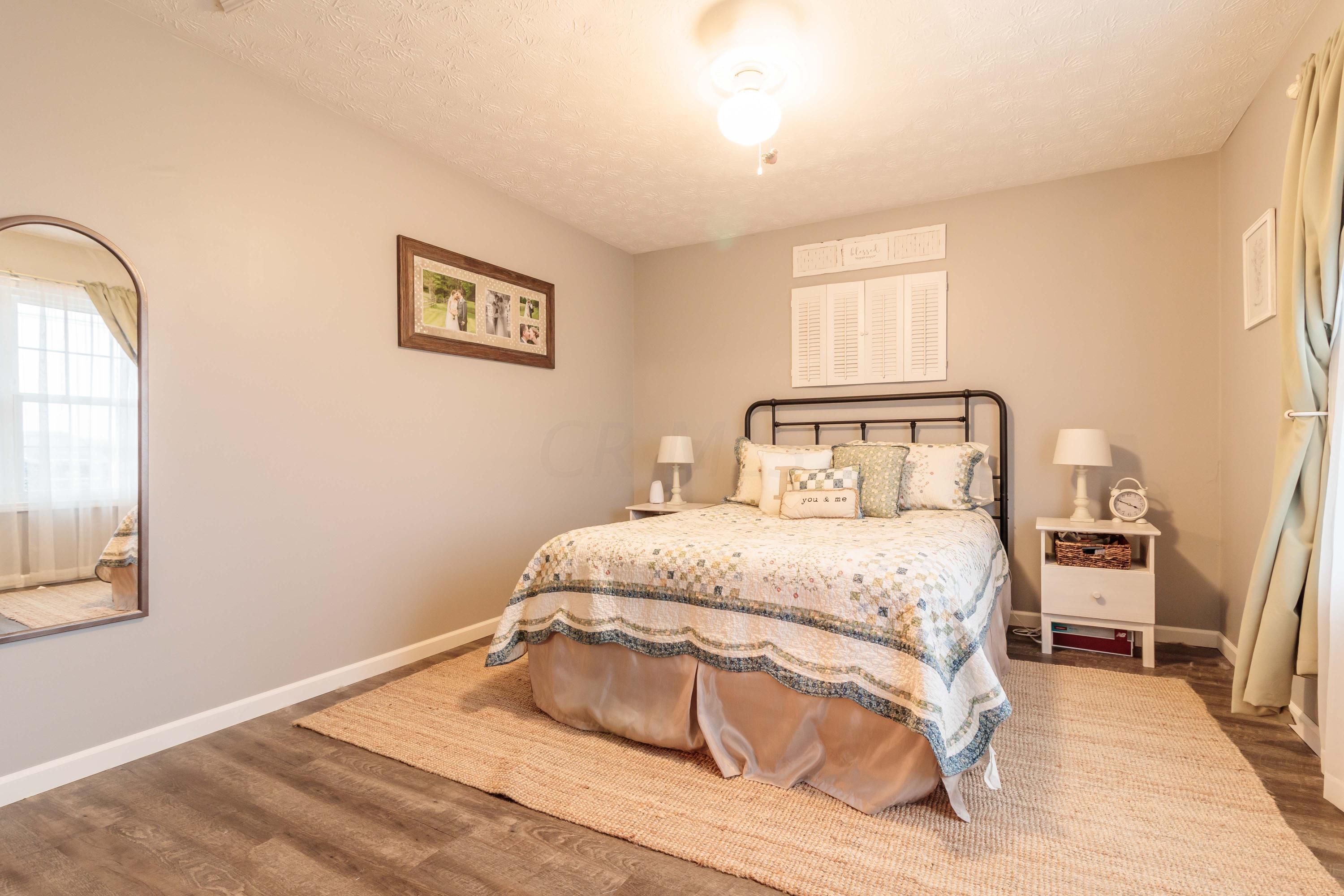 12530 London Road Orient, OH 43146 - Photo 14 of 30 Gallery Image 14