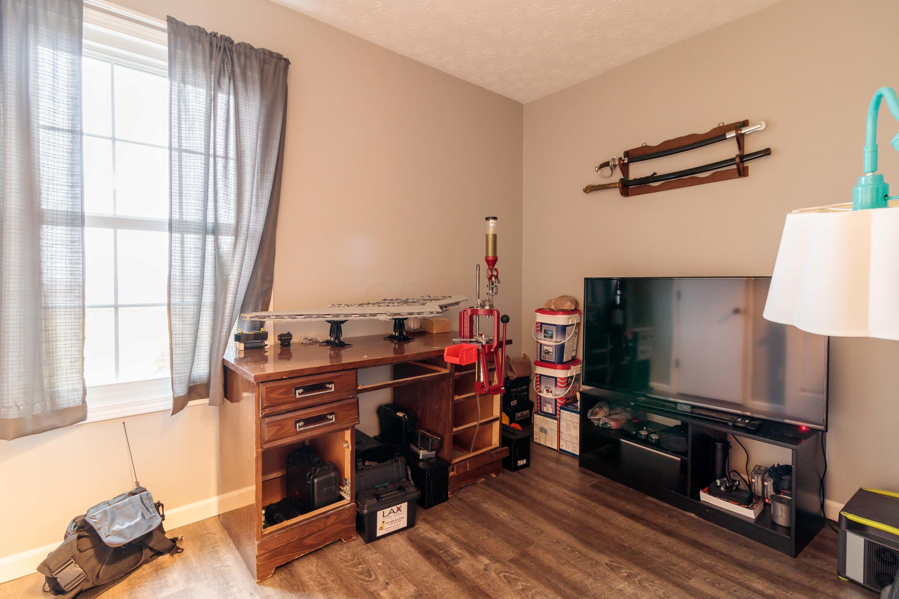 12530 London Road Orient, OH 43146 - Photo 17 of 30 Gallery Image 17