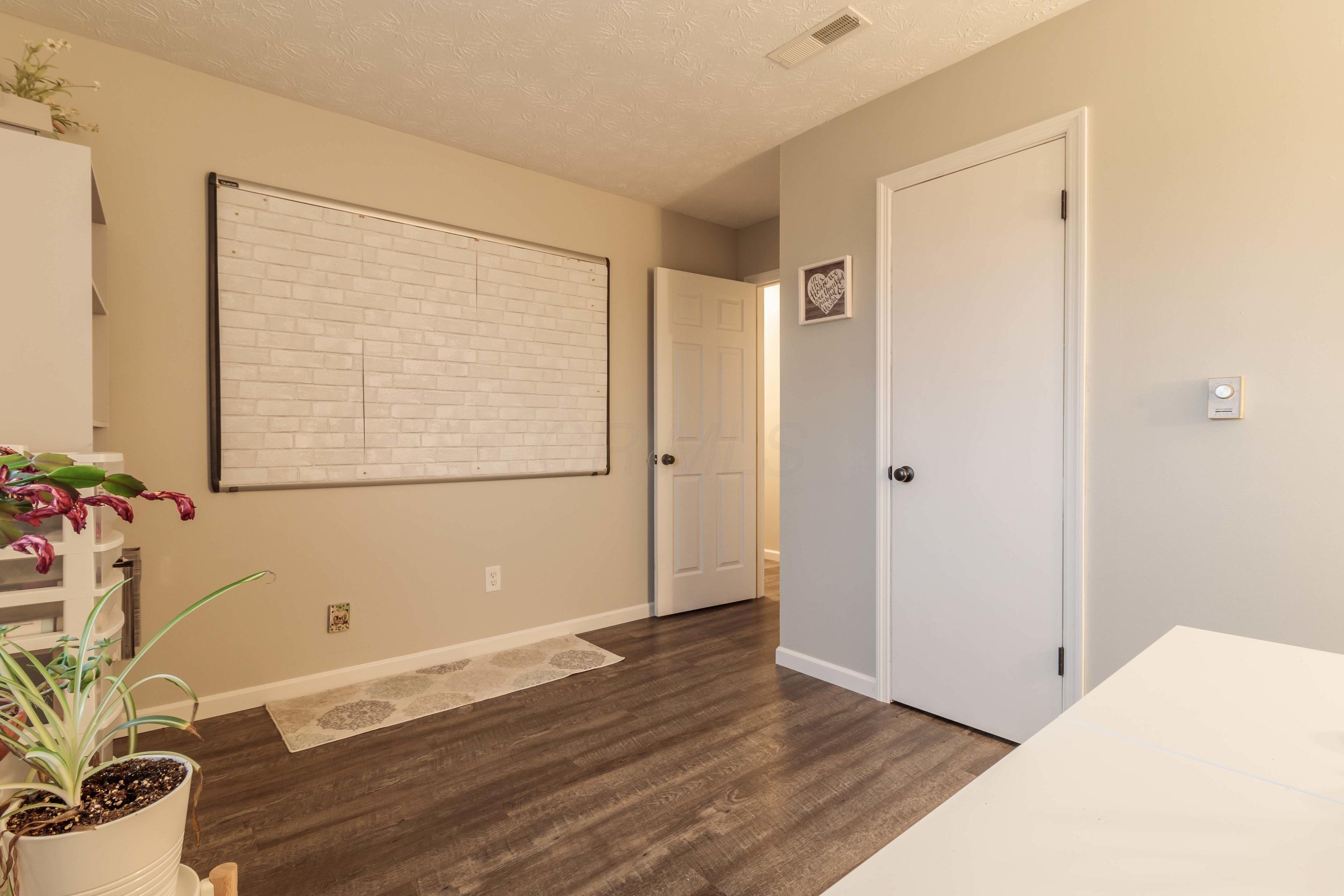 12530 London Road Orient, OH 43146 - Photo 20 of 30 Gallery Image 20