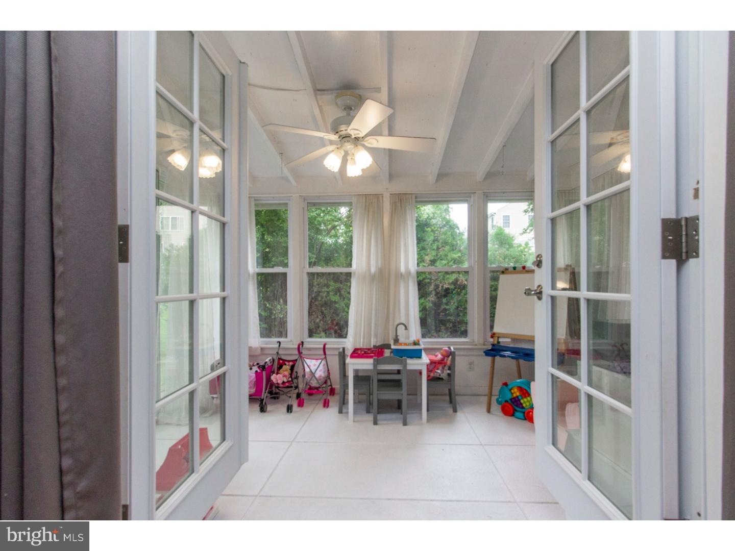 409 Hill Road Havertown, PA 19083 - Photo 10 of 25