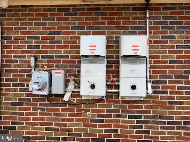 468 Lambs Road Pitman, NJ 08071 - Photo 34 of 47 Solar Panel System