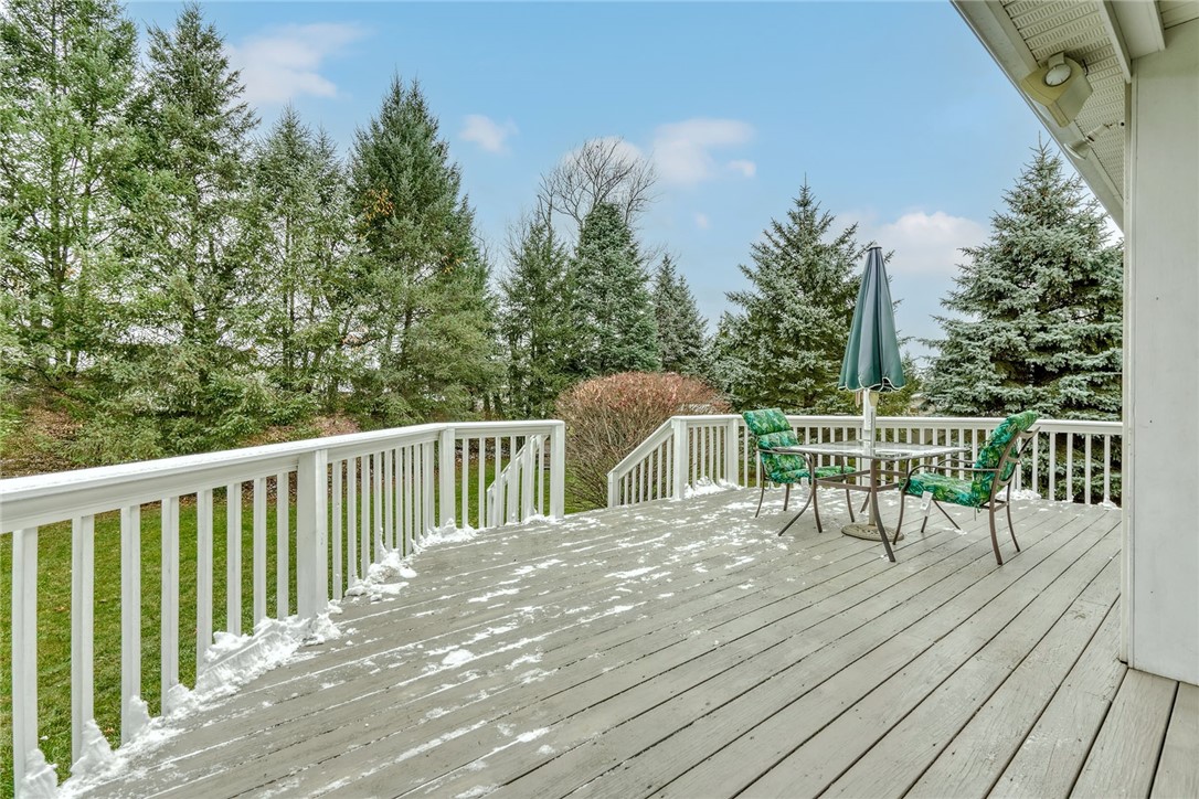 67 Angels Path Penfield, NY 14580 - Photo 43 of 47 DECK