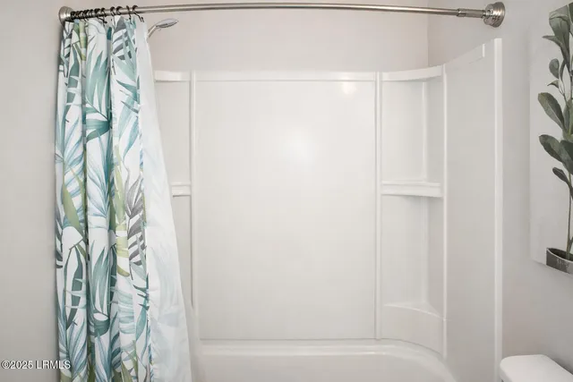 $2,500 | 11 King's Cross Court, Beaufort, SC 29902