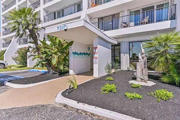 $369,000 | 7310 Seawall Boulevard, Unit 1203, Galveston, TX 77551