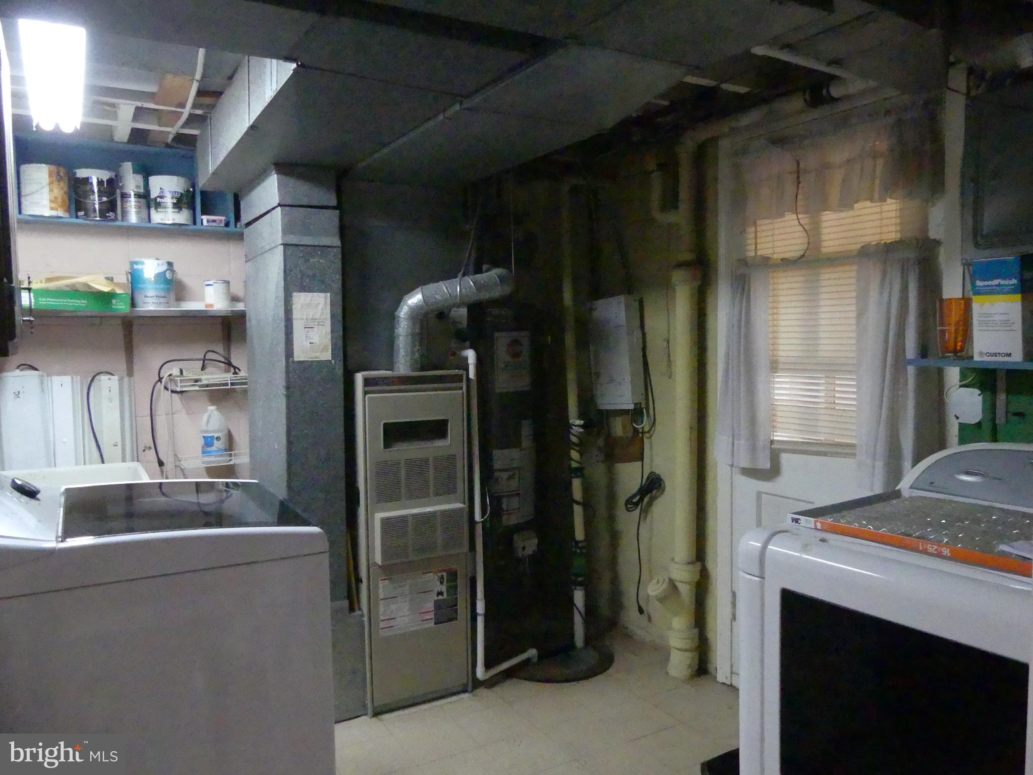 1514 Doxbury Road Baltimore, MD 21286 - Photo 18 of 29 Laundry Room