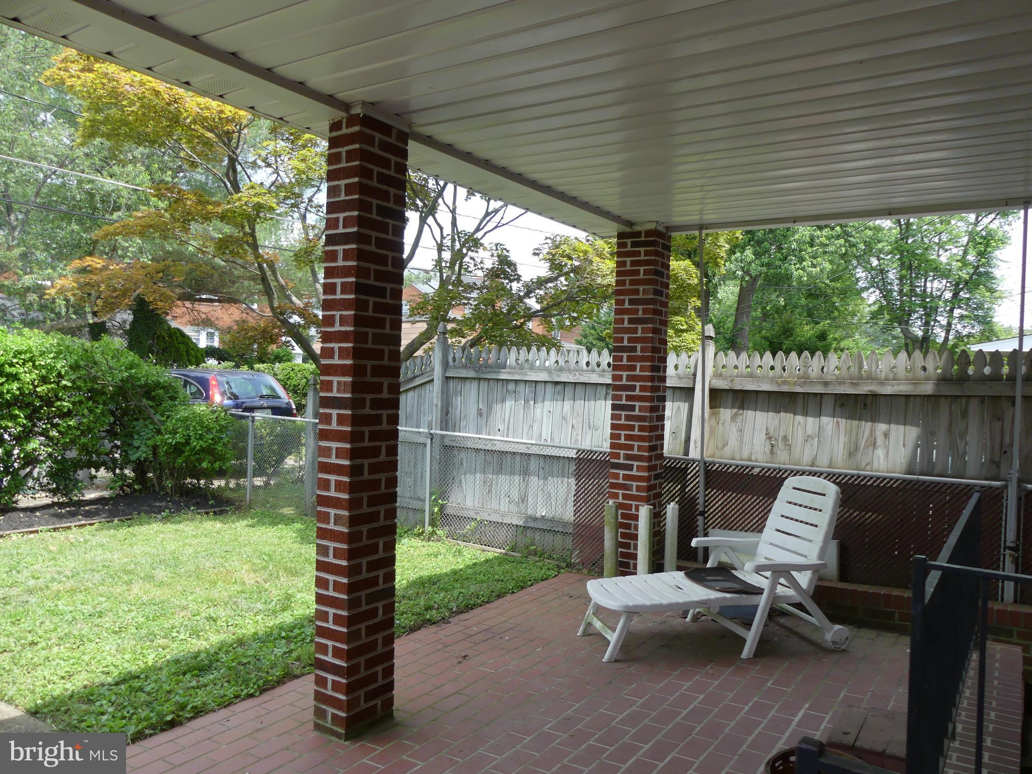 1514 Doxbury Road Baltimore, MD 21286 - Photo 26 of 29 Stay under cover and cool( and dry if it rains )