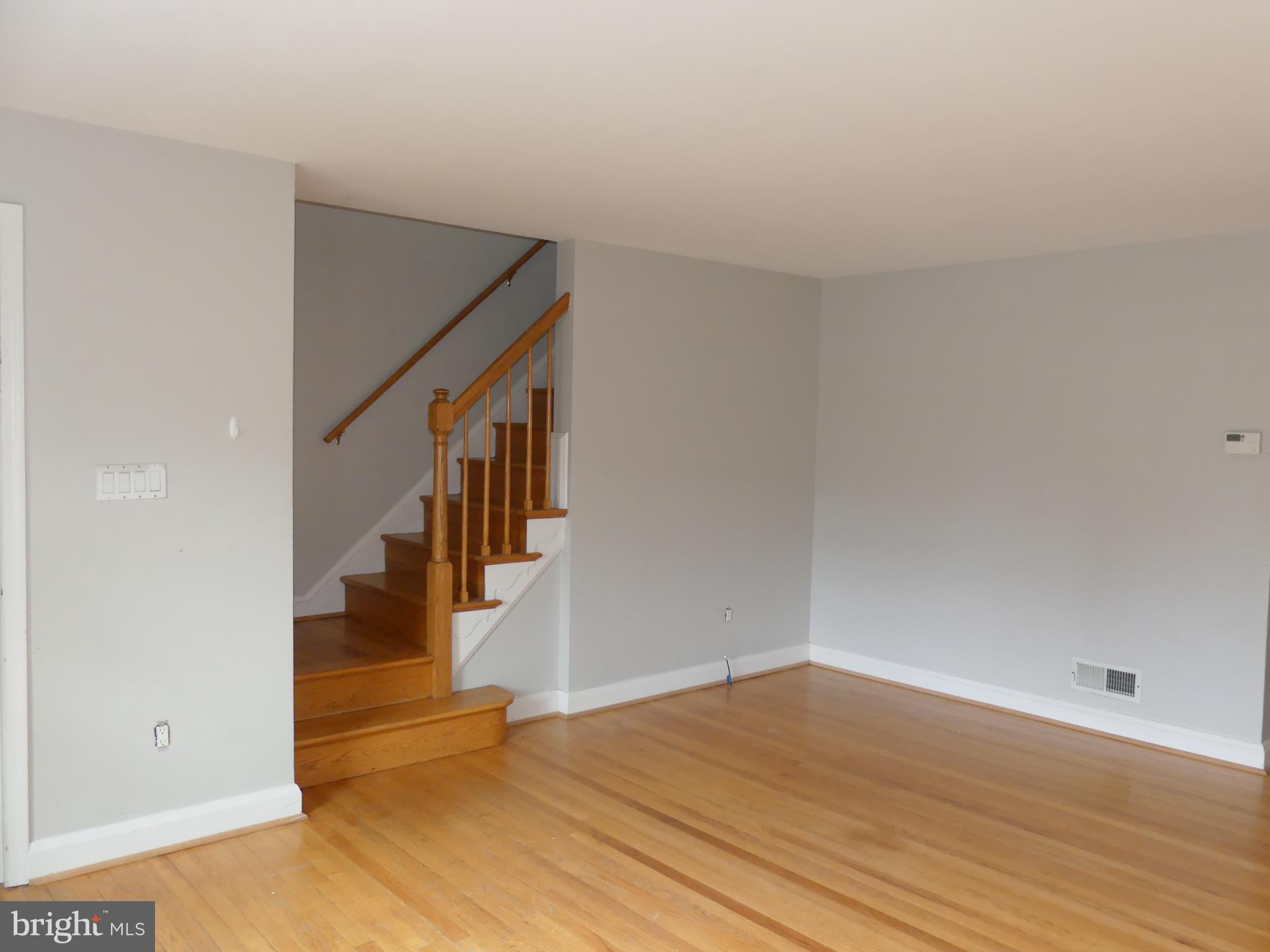 1514 Doxbury Road Baltimore, MD 21286 - Photo 6 of 29 2nd level access from the living room