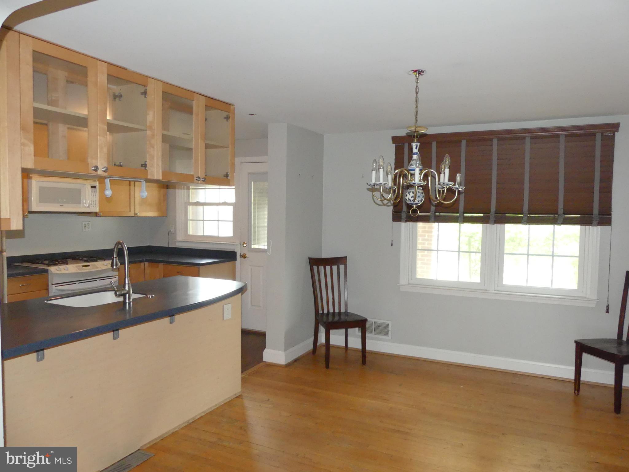1514 Doxbury Road Baltimore, MD 21286 - Photo 9 of 29 Kitchen on your left