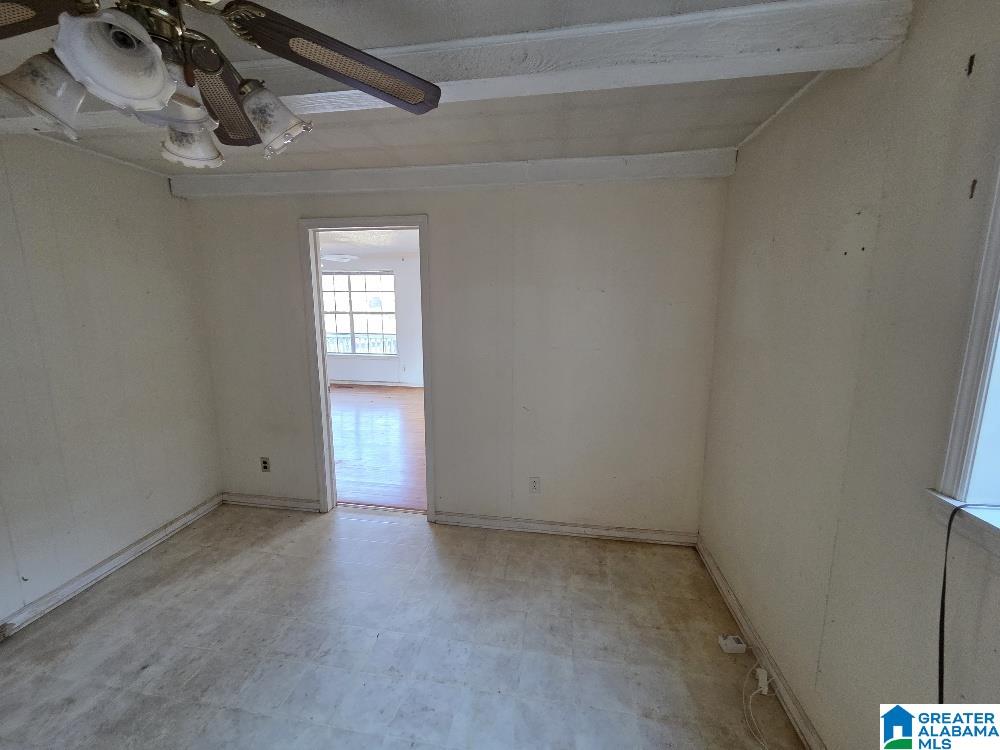 1017 Rutledge Way Fairfield, AL 35064 - Photo 3 of 18