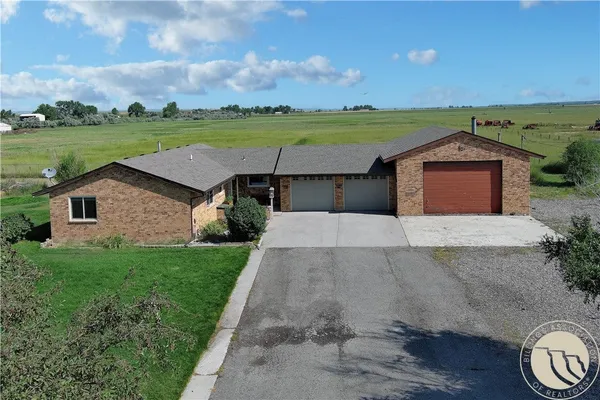 $445,000 | 926 Vanzandt Road, Hardin, MT 59034