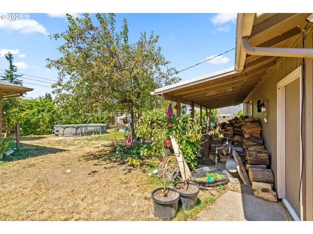 $597,000 | 114 Hayden Bridge Way, Springfield, OR 97477