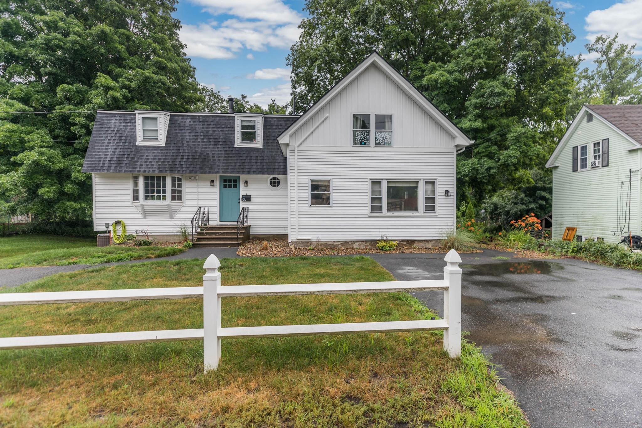 18 Brook Street Derry, NH 03038 - Photo 1 of 42