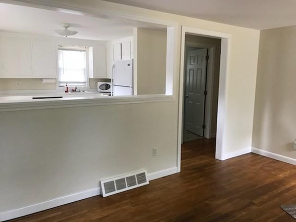 5 Lake Road Yarmouth, MA 02673 - Photo 10 of 12