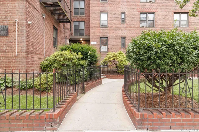 $294,000 | 37-56 87th Street, Unit 5D | Jackson Heights