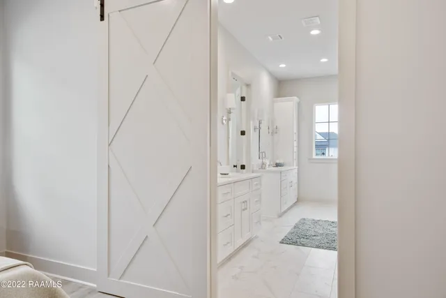 $2,400 | 103 Wishing Wl Drive, Broussard, LA 70518