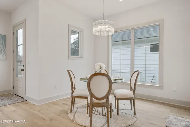 $2,400 | 103 Wishing Wl Drive, Broussard, LA 70518