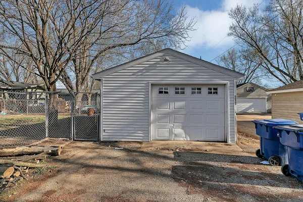 $250,000 | 1212 14th Avenue Southeast, St. Cloud, MN 56304