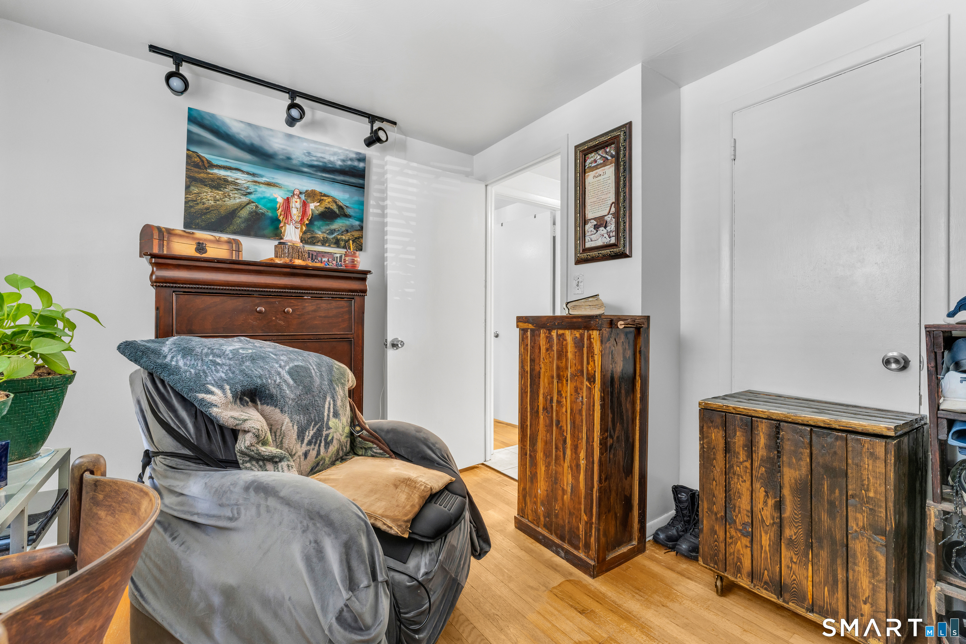 3 Hilltop Drive Ledyard, CT 06339 - Photo 19 of 34 a bedroom with furniture and a window