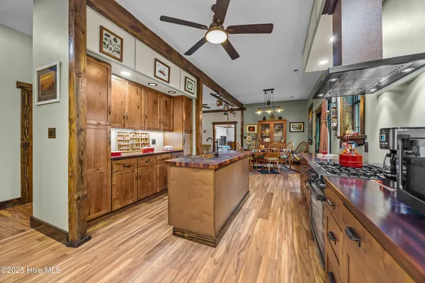 $689,000 | 970 East Waterway Drive, Belhaven, NC 27810