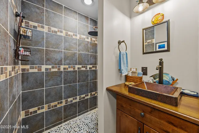 $699,000 | 970 East Waterway Drive, Belhaven, NC 27810