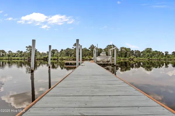$689,000 | 970 East Waterway Drive, Belhaven, NC 27810