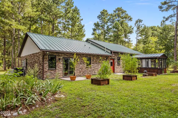 $689,000 | 970 East Waterway Drive, Belhaven, NC 27810