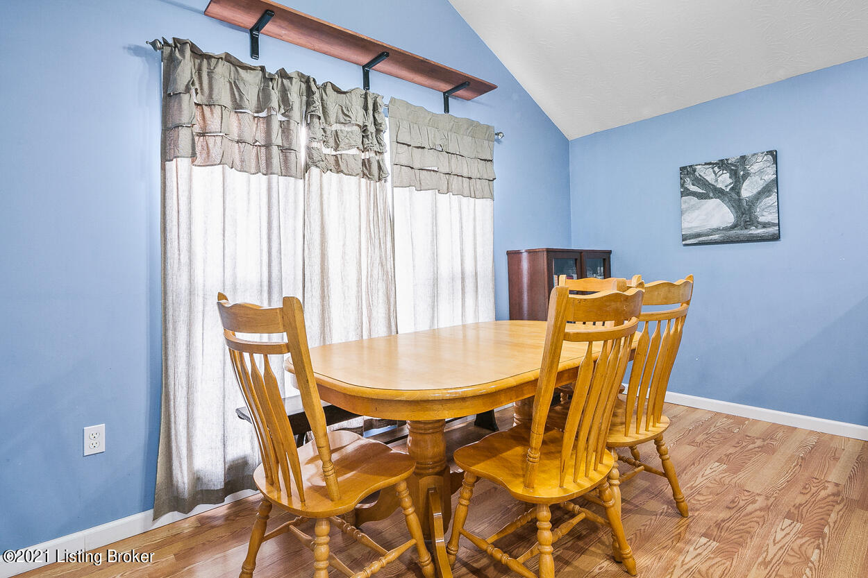 4167 Webb Road Simpsonville, KY 40067 - Photo 24 of 47 Dining Area